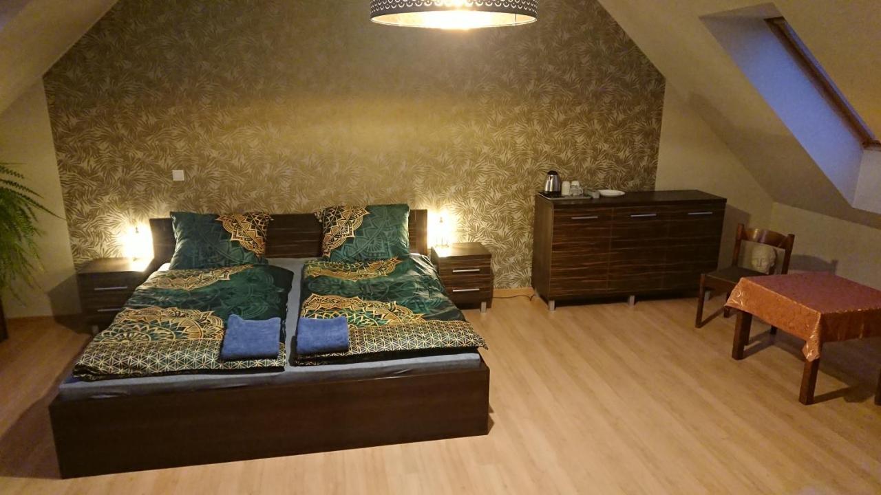 Hotel Dionizy Kosakowo Esterno foto